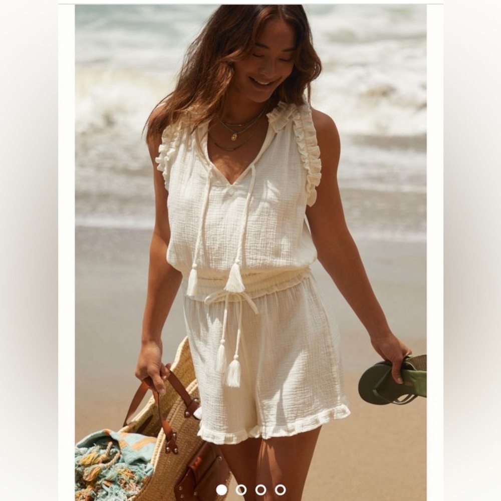 Sundays Siri Romper